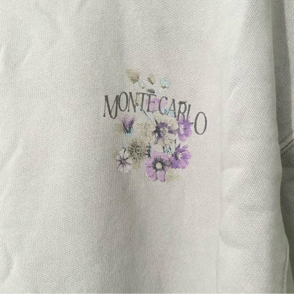 WILD FABLE | Monte Carlo Floral Graphic Sweatshirt Gray | Multiple Sizes! - Picture 4 of 5